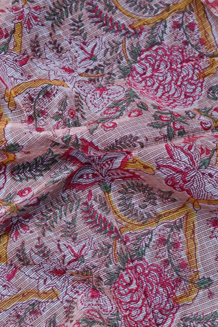 Classic Lightweight Saree in Pastel Pink view 4