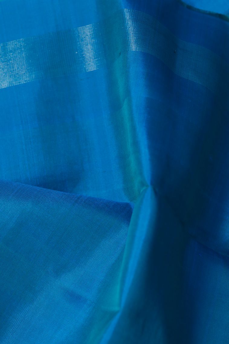 Elegant Wear Pure Silk Saree in Blue with Woven Accents view 2