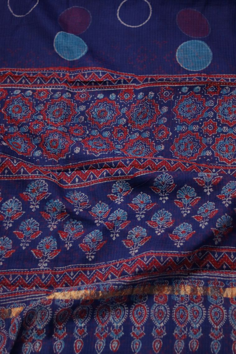 Festive Collection Lightweight Saree with Round Dotted Design view 2