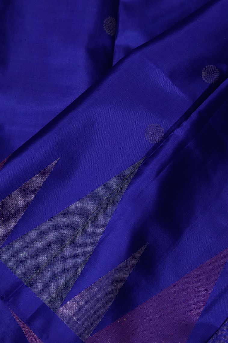 Elegant Pure Silk Saree with Geometric Border view 3