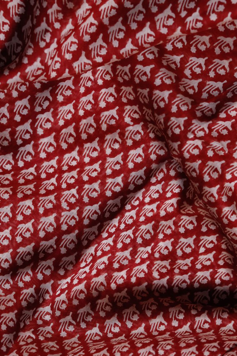Designer Lightweight Saree in Red with Elegant Contrast Border view 4