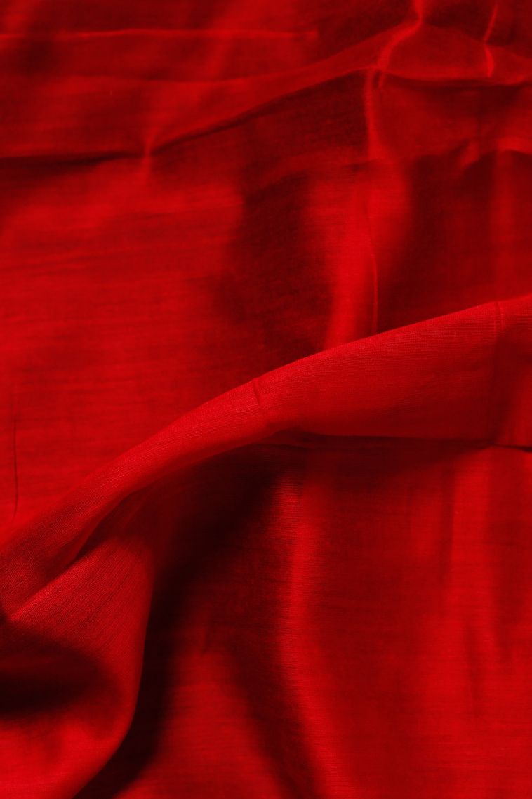 Traditional Solid Colour Lightweight Saree - Ideal for Festive view 3
