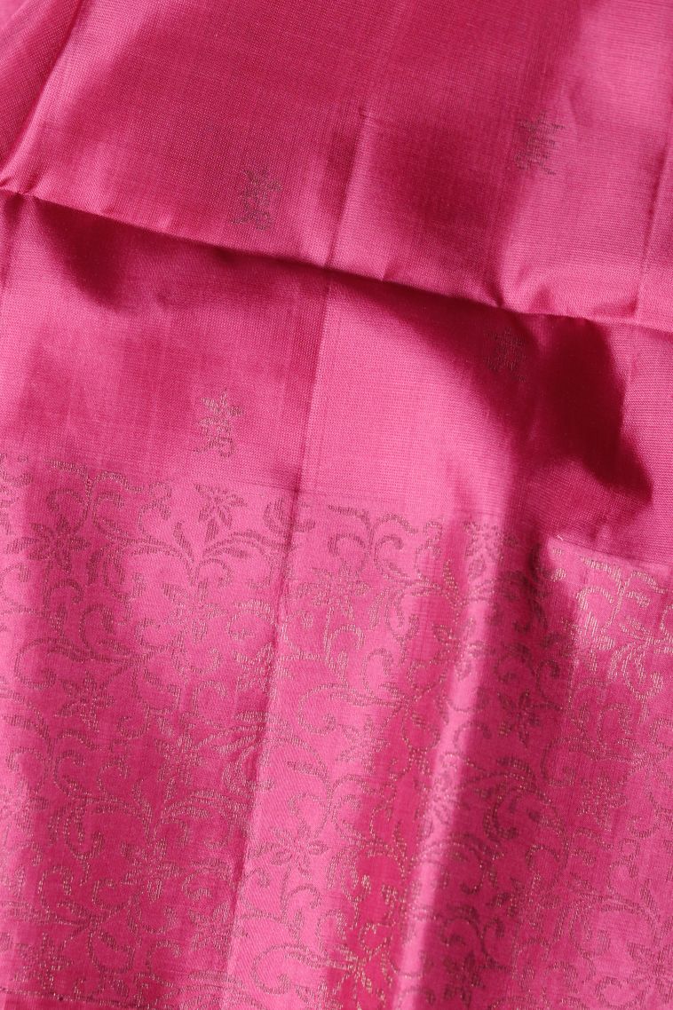 Festive Wear Pure Silk Saree with Elegant Floral Motifs Finish view 3