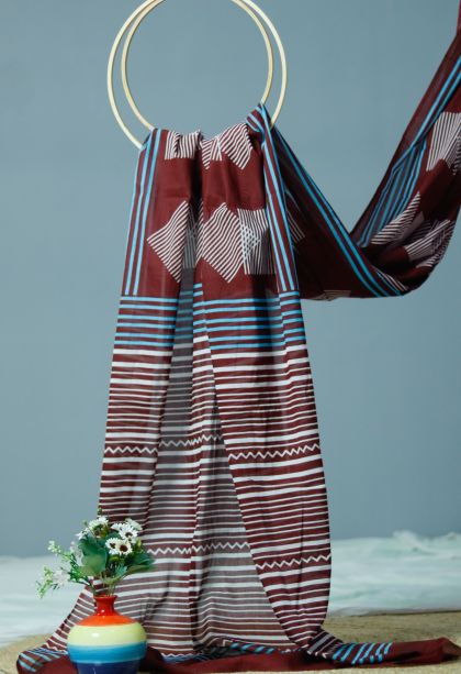 Daily Wear Maroon-red Lightweight Saree with Elegant Stripes Finish