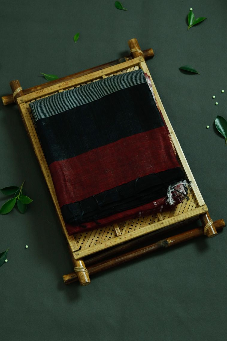 Traditional Pure Linen Saree with Silver Zari and Classic Geometric Finish view 1