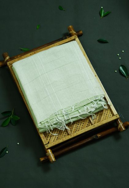 Comfortable Wear Pure Linen Saree in Pastel Green with Woven Accents