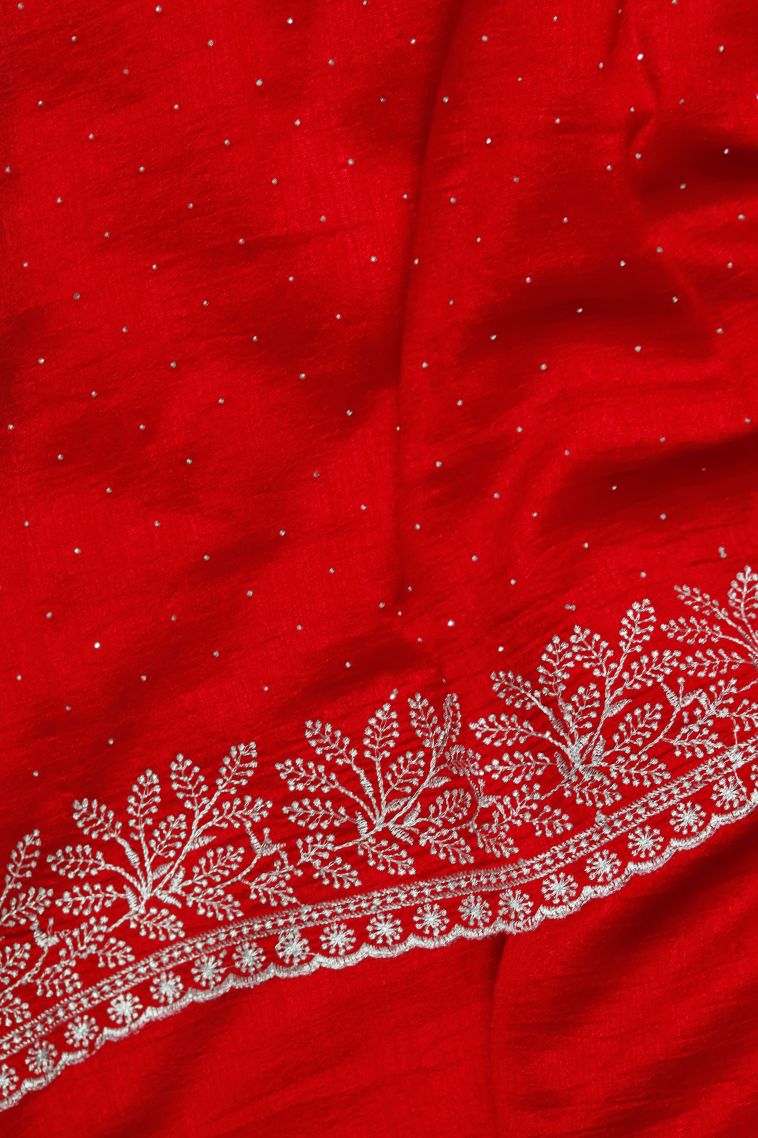 Classic Soft & Flowing Saree in Red view 3