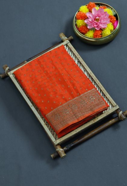 Classic Handwoven Silk-cotton Banarasi Saree Featuring Dotted Designs