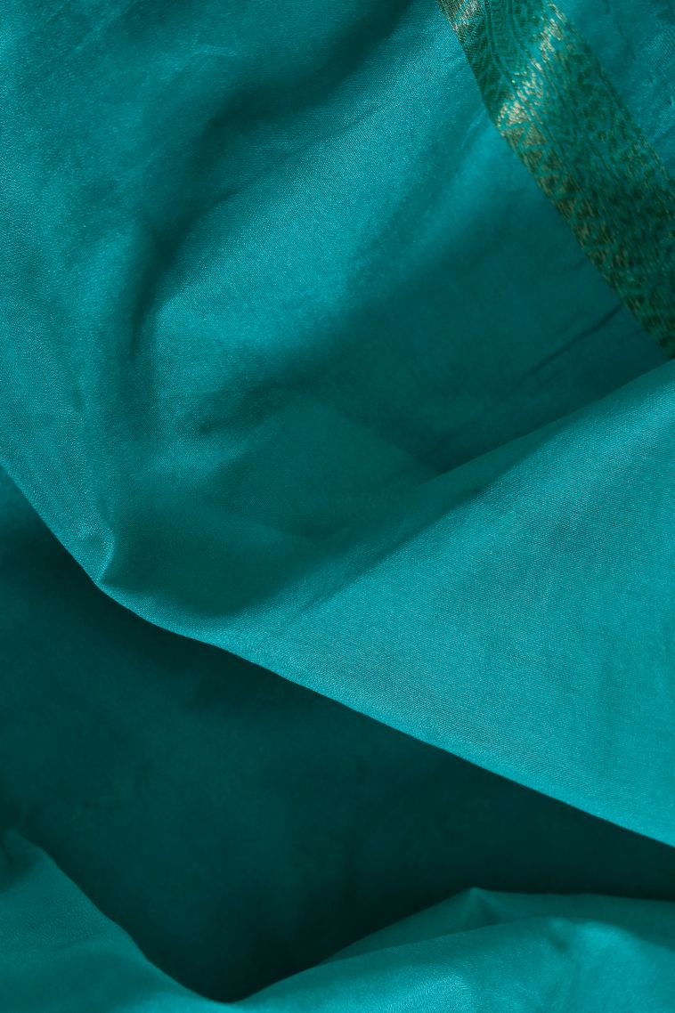 Party Wear Lightweight Saree in Blue with Woven Accents view 2