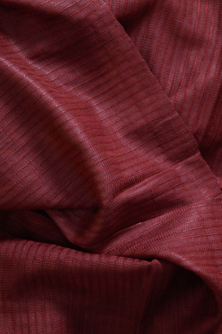 Elegant Stiff & Rich Finish Saree with Stripes Pattern view 2