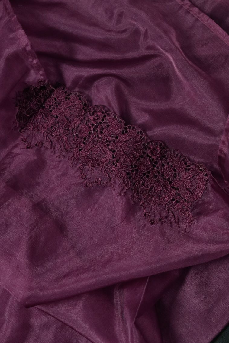 Designer Soft & Flowing Saree in Maroon-pink with Elegant Floral Motifs Border view 1