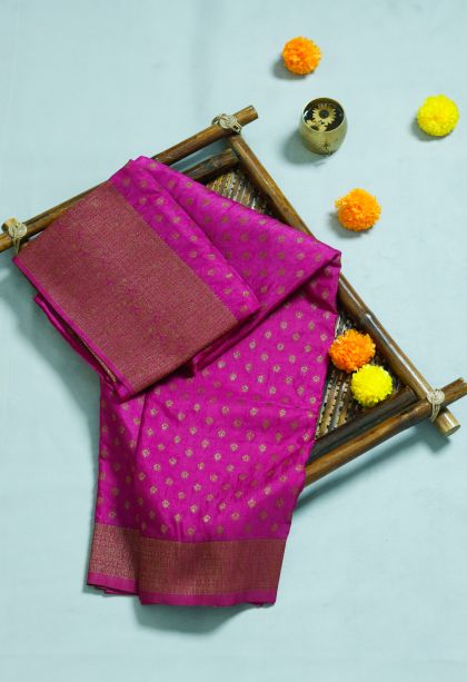 Classic Lightweight Saree in Pink