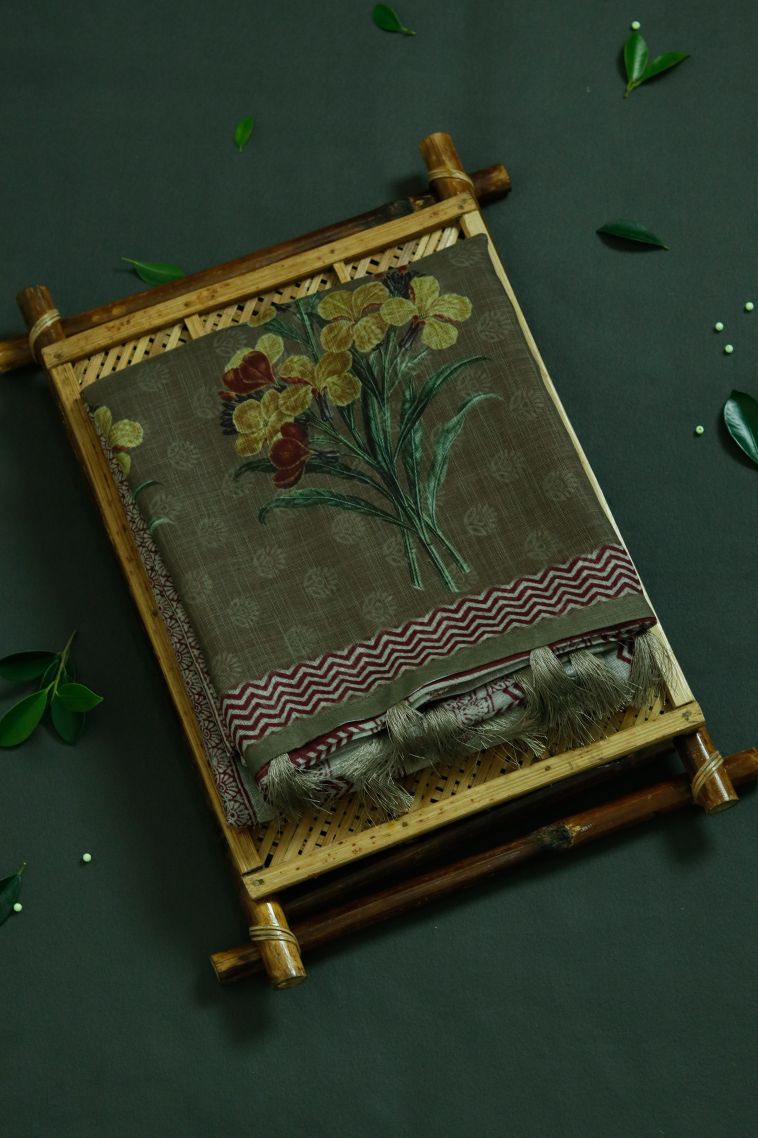 Elegant Linen Saree with Zari Border - Perfect for Office view 1