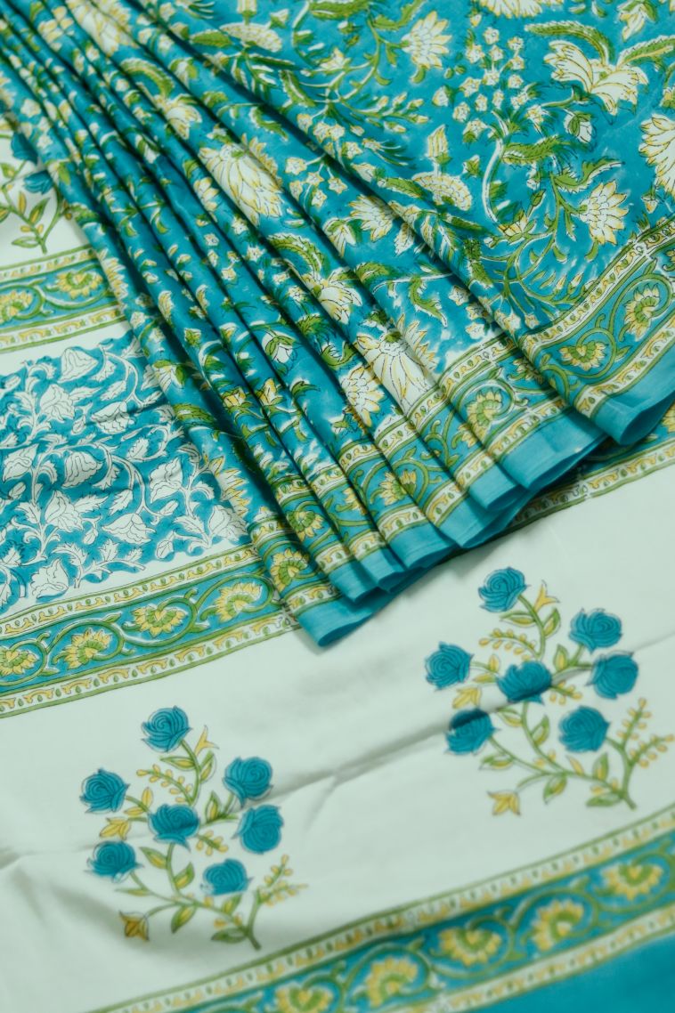 Traditional Soft & Flowing Saree with Classic Floral Motifs Finish view 1