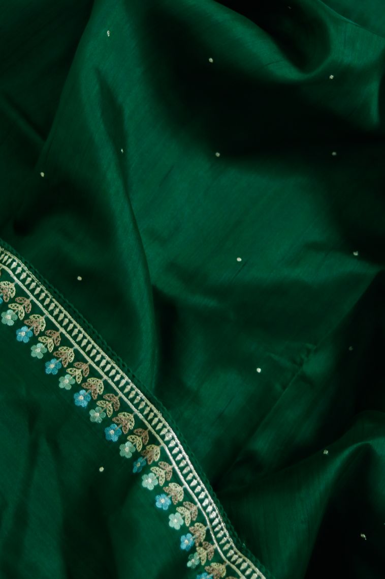 Festive Collection Tusser Silk Saree with Subtle Dotted Motifs view 4