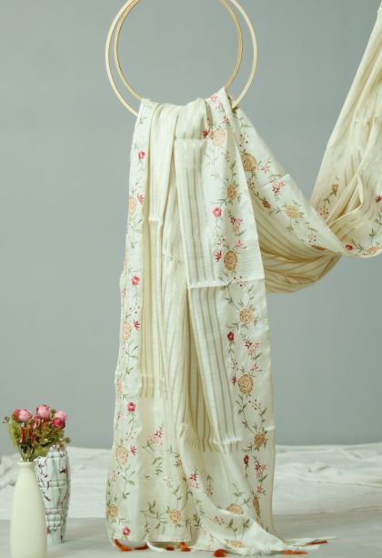 Designer Stiff & Rich Finish Saree in Peach with Elegant Floral Border