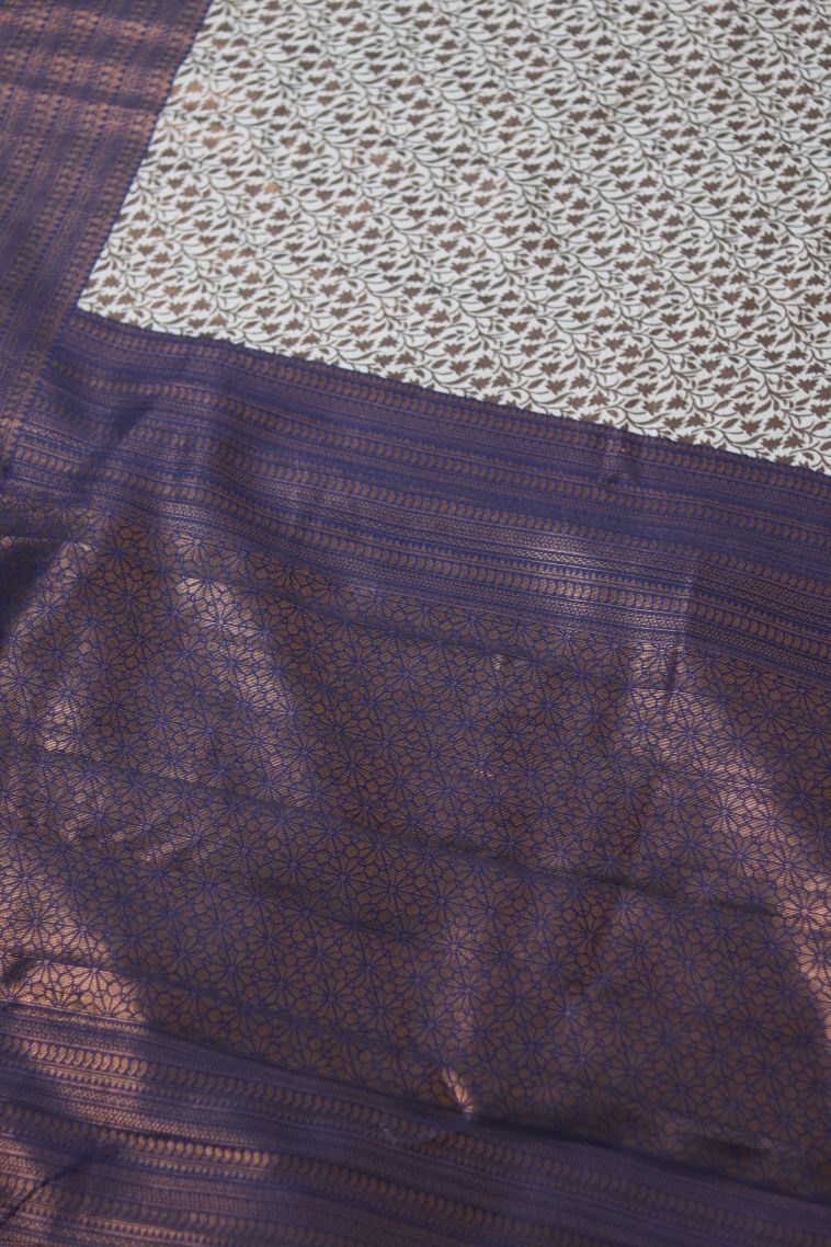 Elegant Semi-silk Saree with Jacquard Border - Perfect for Festive view 2