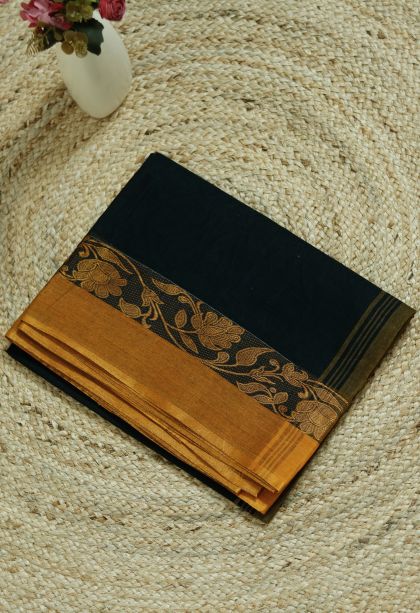 Festive Collection Bengal Pure Cotton Saree with Solid Colour Body