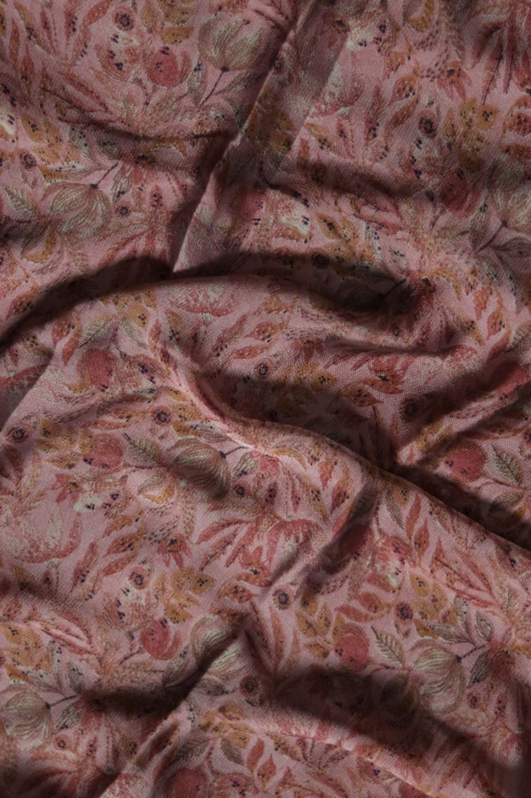 Classic Modal Silk Saree Featuring Abstract Floral Pattern view 4