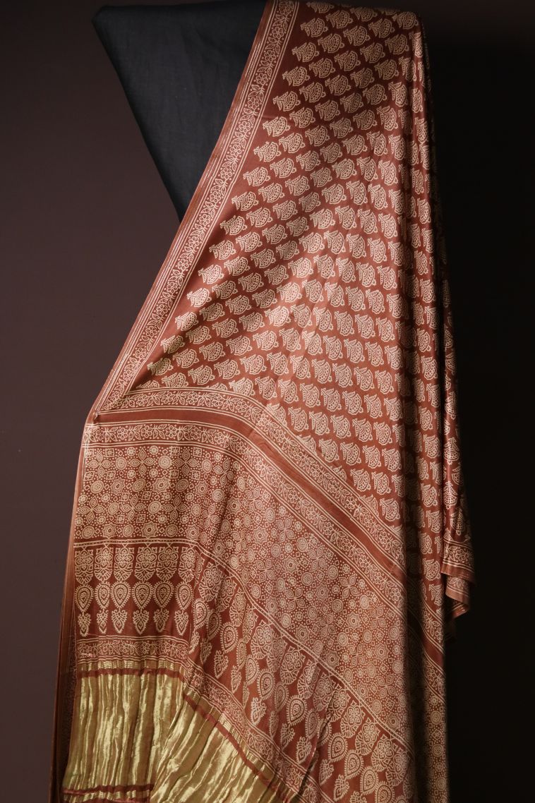 Traditional Modal Silk Saree with Gold Zari and Classic Floral Motifs Finish view 1