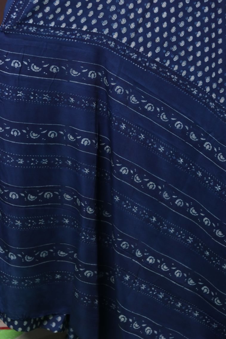 Festive Wear Modal Silk Saree with Elegant Floral Motifs Finish view 2