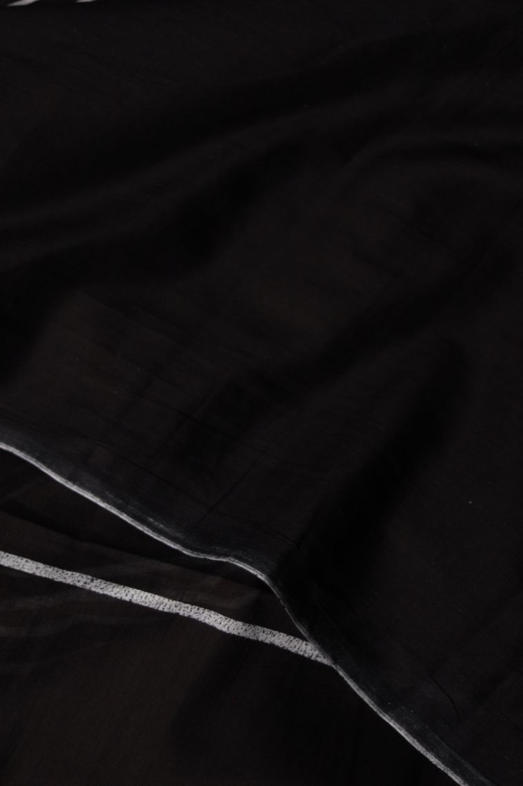 Daily Wear Mul Cotton Saree with Elegant Abstract Motif Finish view 3