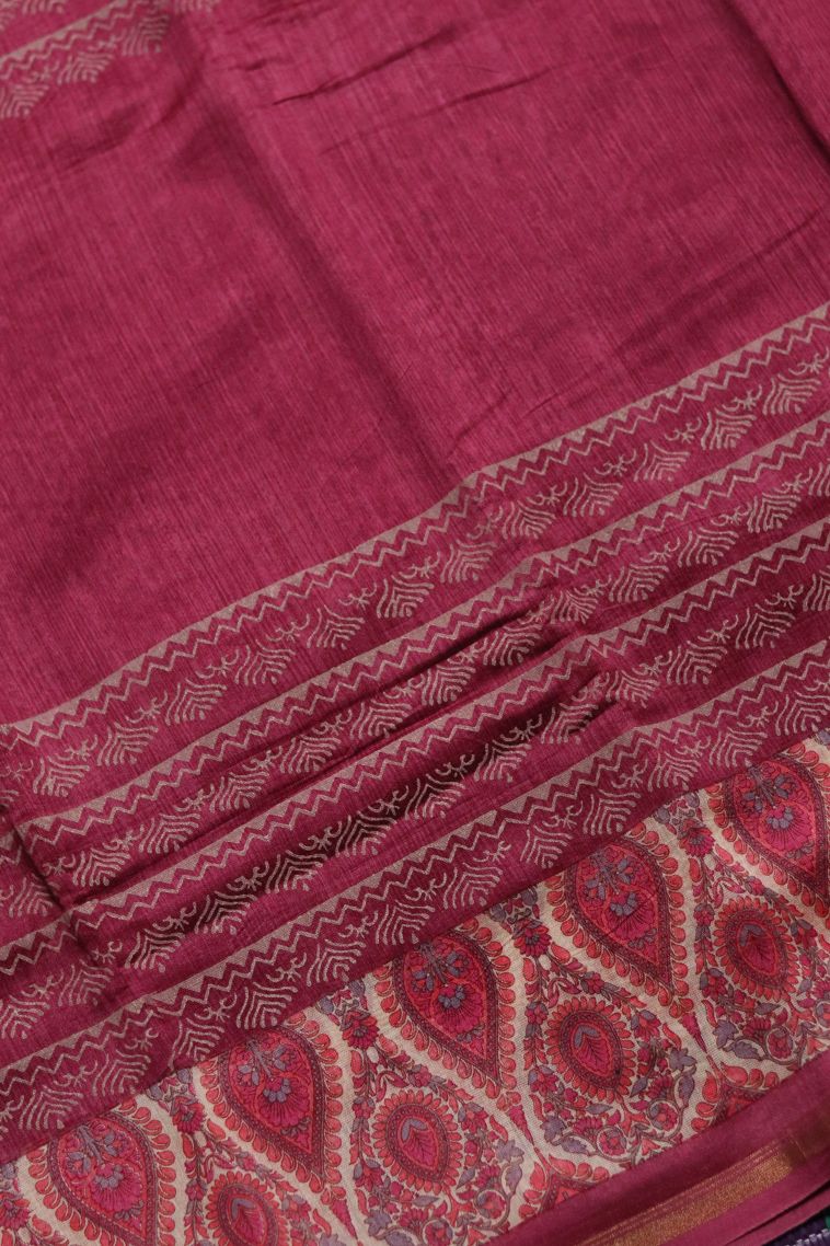 Traditional Chanderi Saree with Gold Zari and Classic Paisley Finish view 1