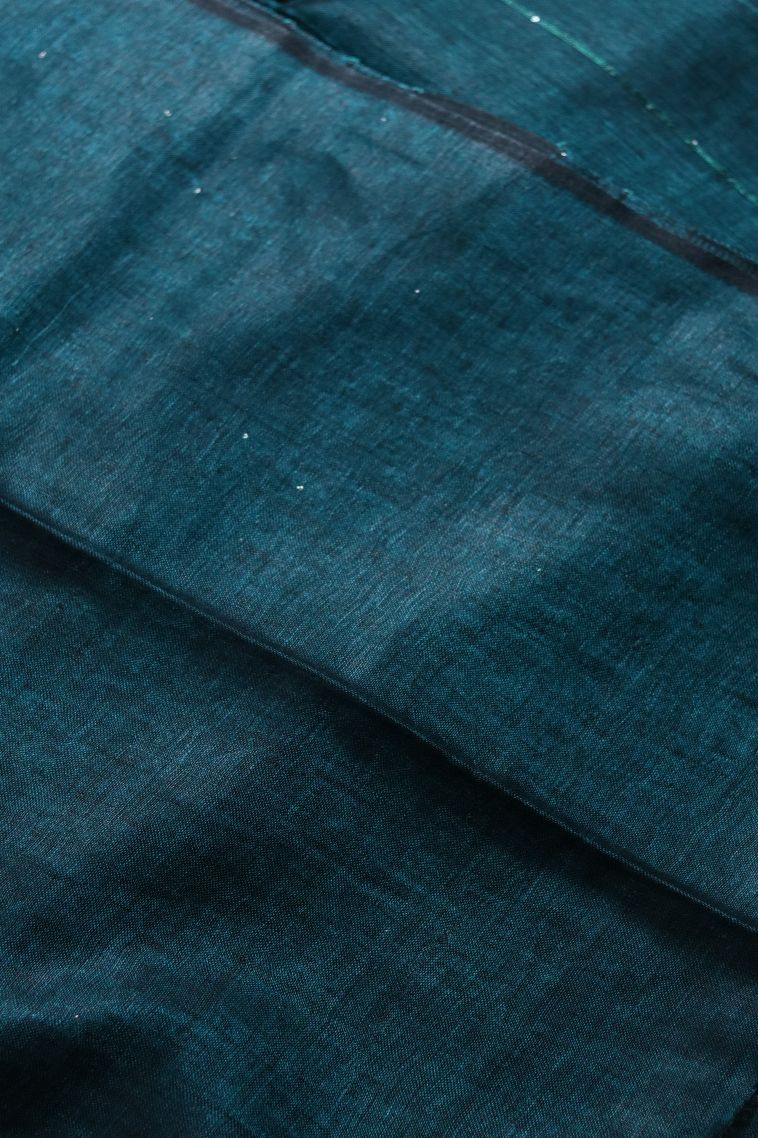 Elegant Linen Saree with Solid Border view 3