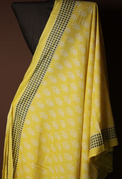 Elegant Mul Cotton Saree with Stripes Border - Perfect for Daily Wear