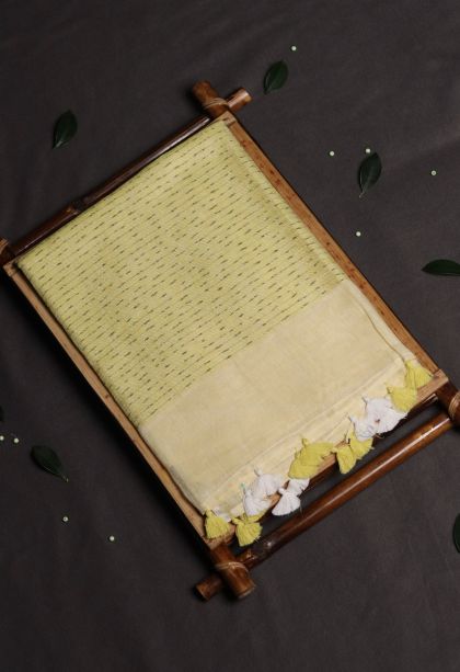 Linen Saree with Stripes Pattern - Timeless Style